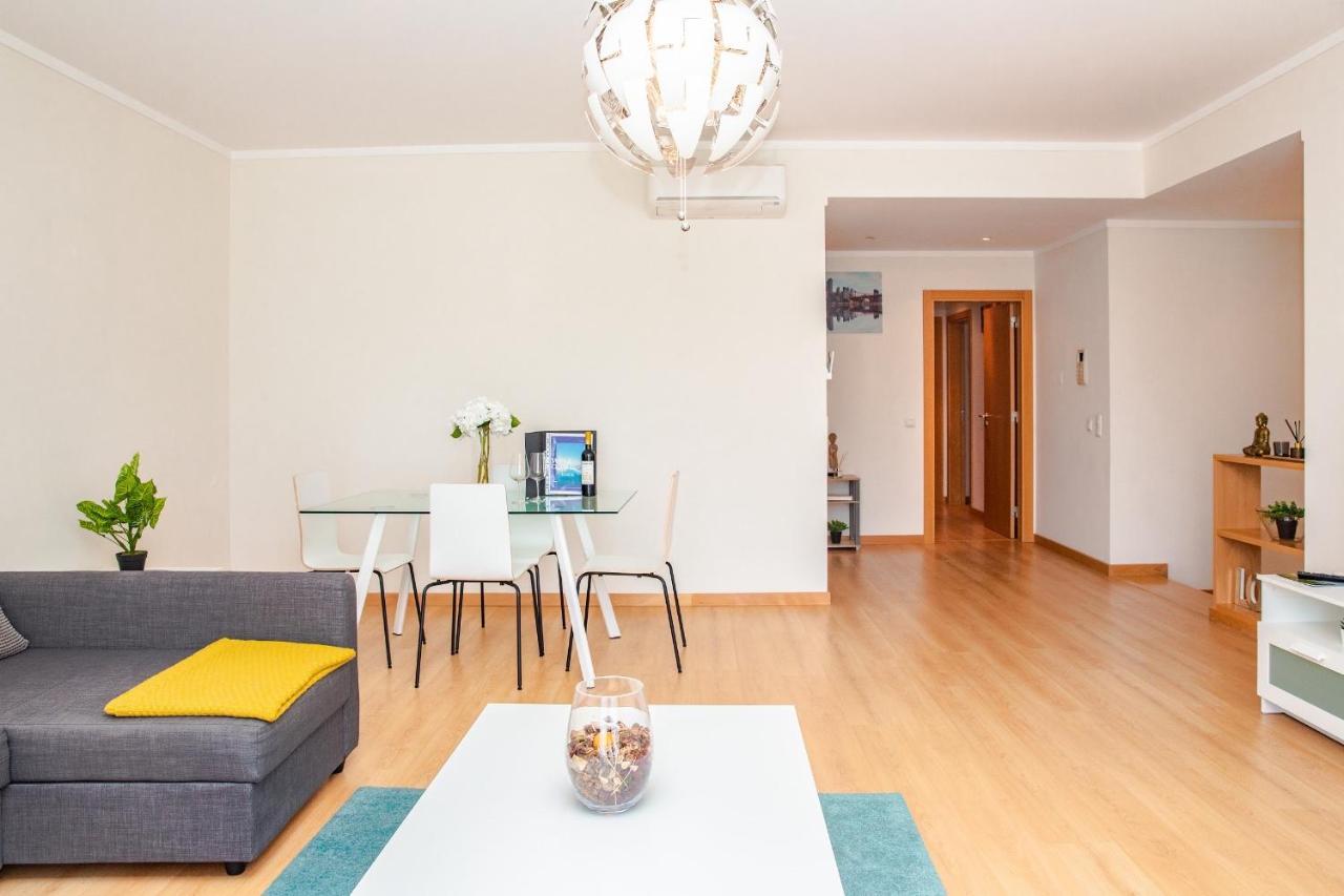 2Bed With Rooftop Pool In Marina Village - Olhao Ngoại thất bức ảnh