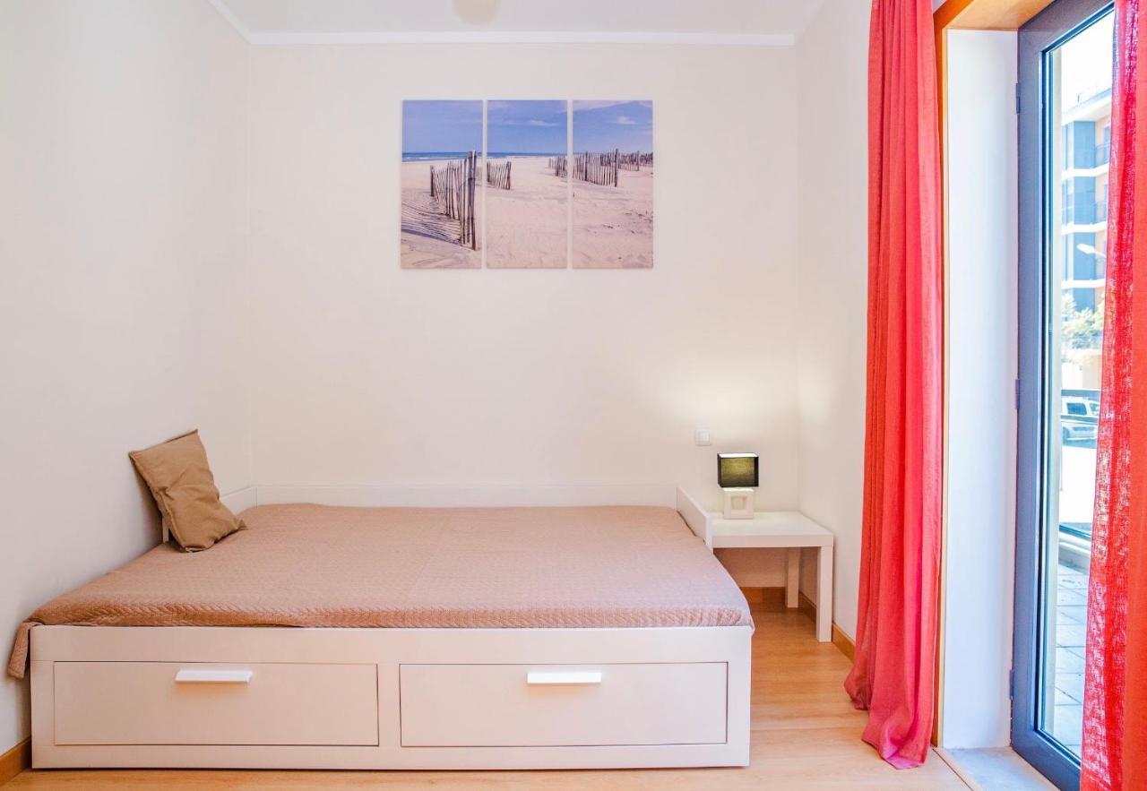 2Bed With Rooftop Pool In Marina Village - Olhao Ngoại thất bức ảnh